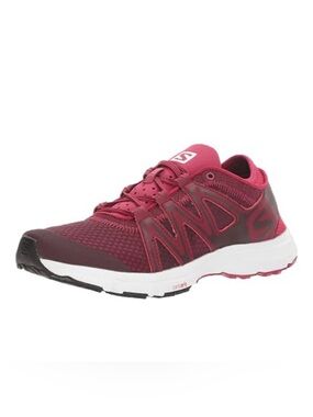 Salomon Crossamphibian Swift  Size 9.5
Sangria Fig Pink Mesh Style 392039